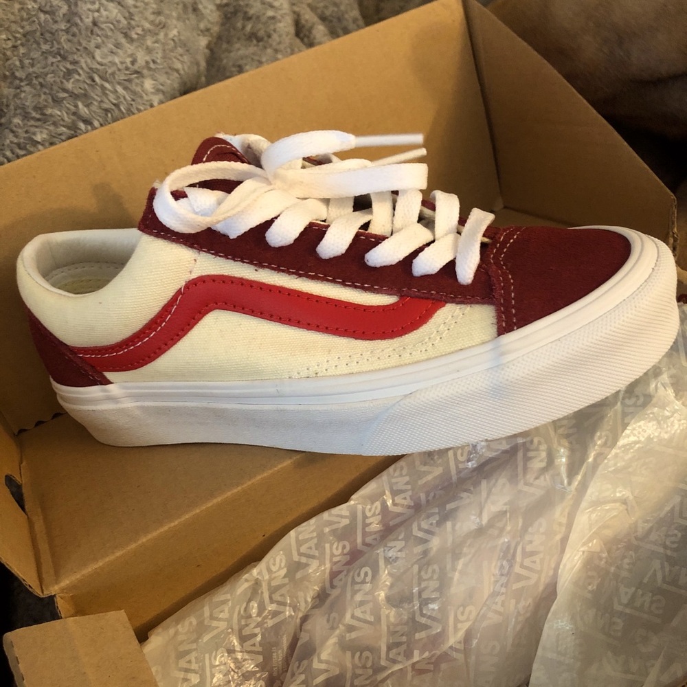 Red/off white vans - Picture 1 of 2